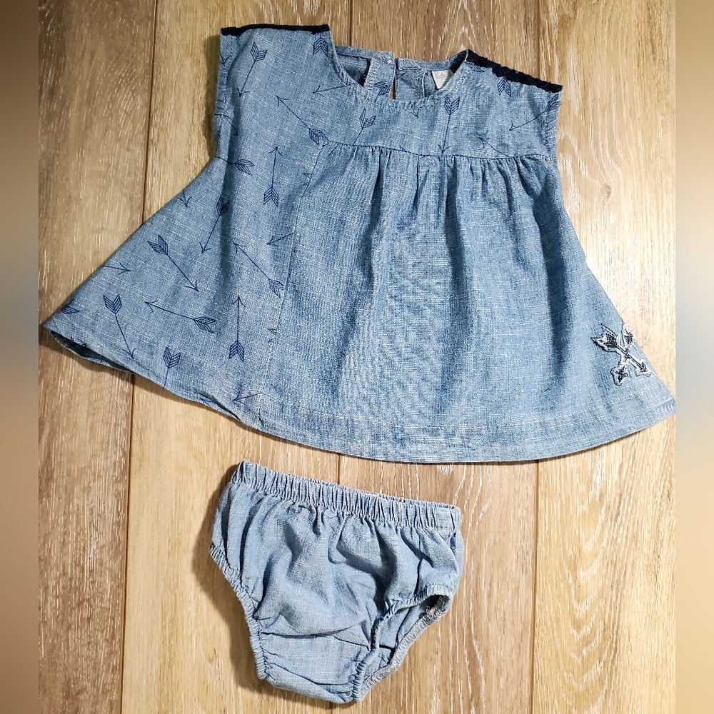 Blue Lightweight Denim Color Sleeveless Baby Dress and Bloomers Set Size 0-3M